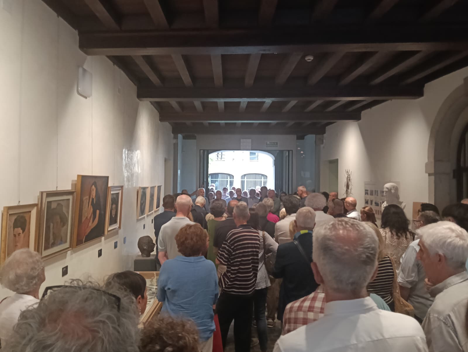 Inaugurata la mostra dedicata a Mario Moretti: Pordenone riscopre uno dei suoi grandi artisti del Novecento